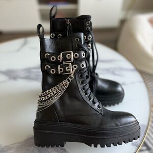 Zara 100% Leather Black‎ Moto Boots with Chain, Size 6